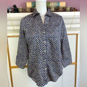 Foxcroft No Iron polka dot shaped button down blouse w/ 3/4 sleeves